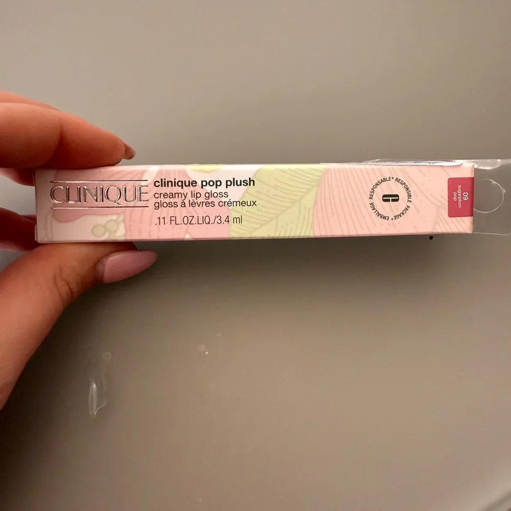 New! Clinique Pop Plush Creamy Lip Gloss - Sugarplum Pop